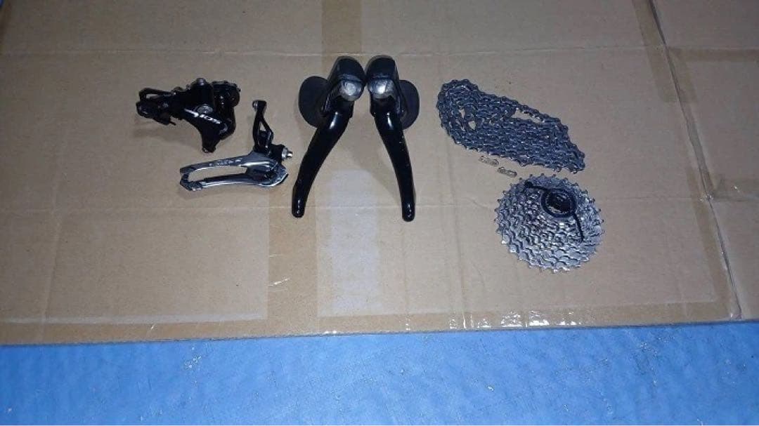 105 5800 STIレバーとFD RD スプロケ クランク　コンポセット