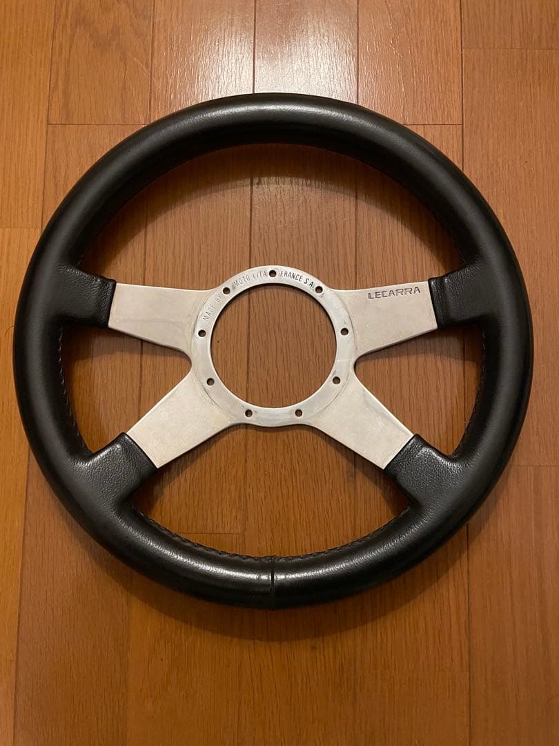 ステアリング 本体　ハンドル　LECARRA