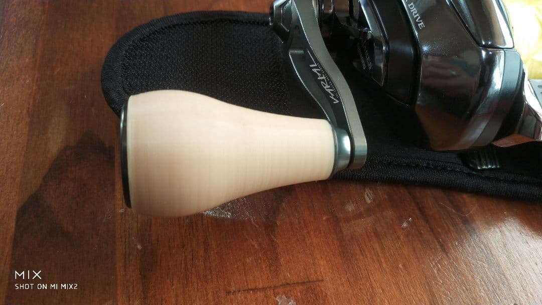 ハンドメイドノブ　TPR（ラバー素材）タイプB6　ライトブラウン2個