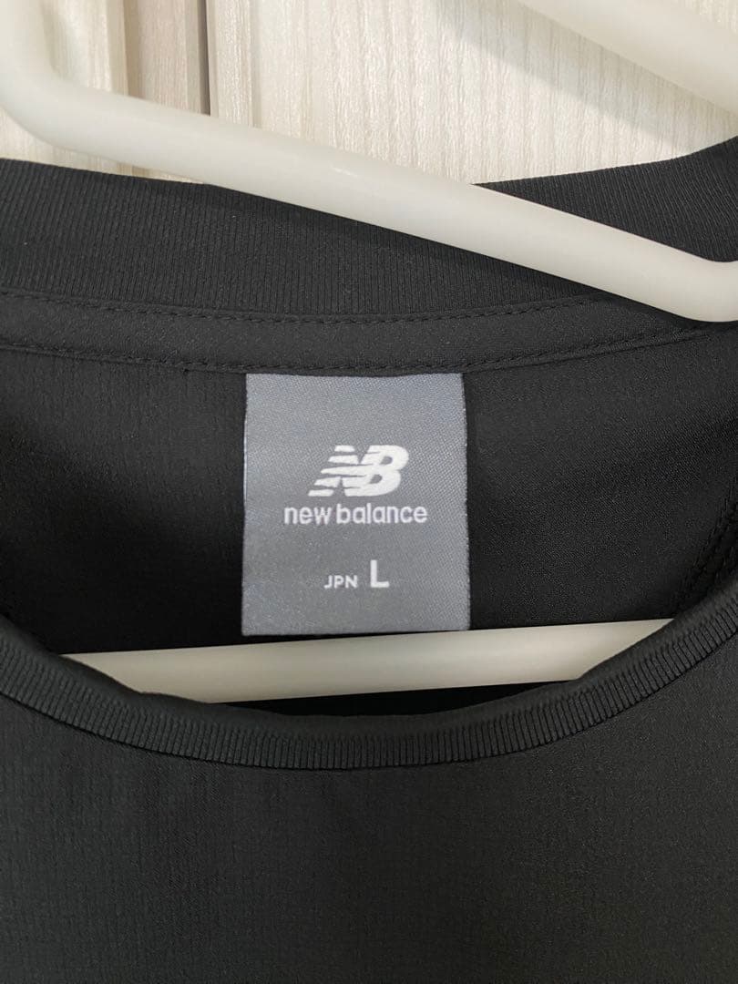 2025 FC東京×ニューバランス　ブラックアウトTシャツ　ウーブンショーツ　Ｌ