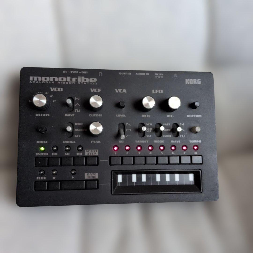 KORG monotribe アナログシンセサイザー　コルグモノトライブ