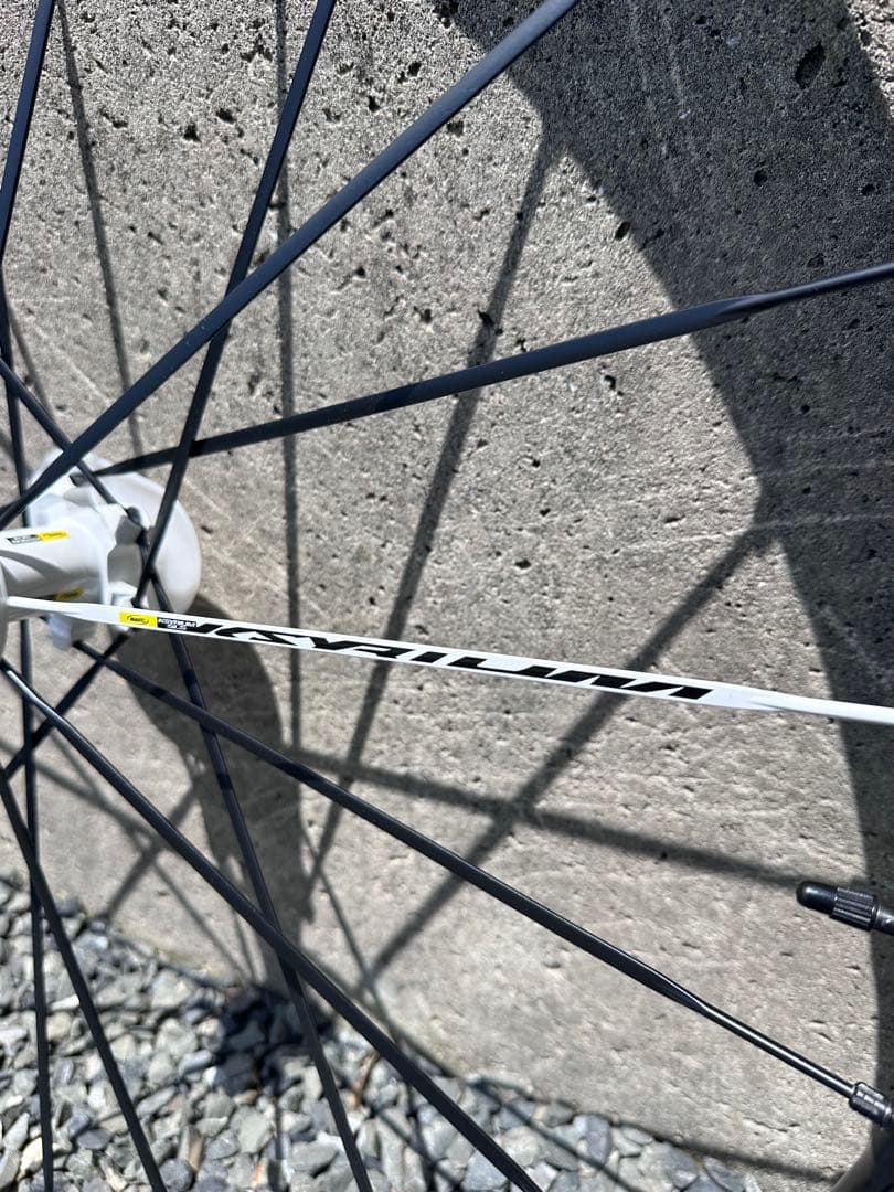 マヴィック・キシリウムSLS 25Cタイヤ付き完組ホイール 700C リアのみ