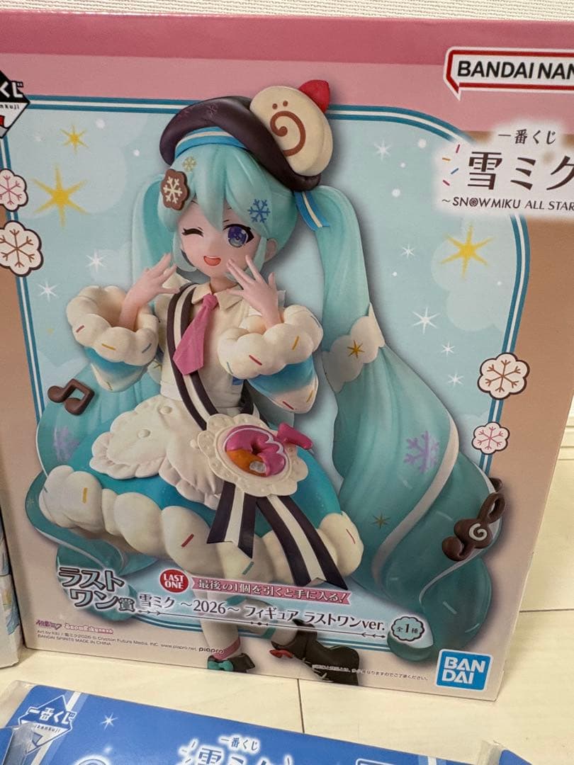 雪ミク 一番くじ ラストワン賞 A賞B,F,L,O賞+R賞5個