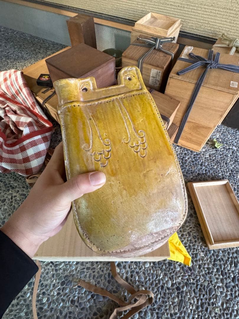 ‼️水芙蓉になりました‼️年末激安OK‼️中国品買取‼️狭西省出土騎馬民族水滴箱付