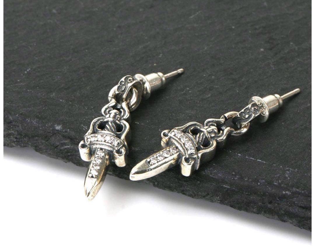 シルバー925 ダガーピアス シルバーピアス 人気 プレゼント 22kgp 両耳