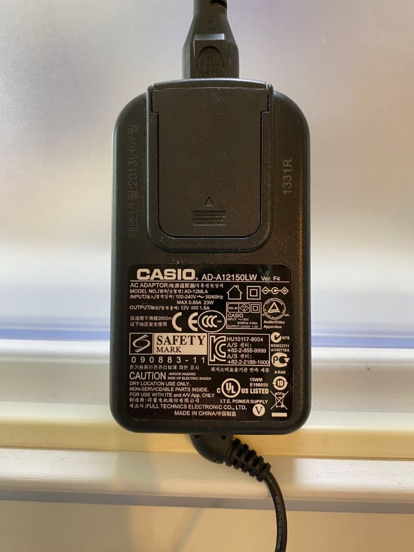 CASIO PX-750 ホワイト電子ピアノ(送料込み)