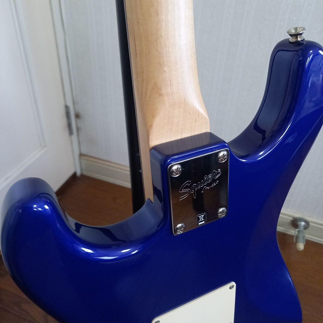 『美品』金文字ロゴSquier By Fender Affinity STRAT
