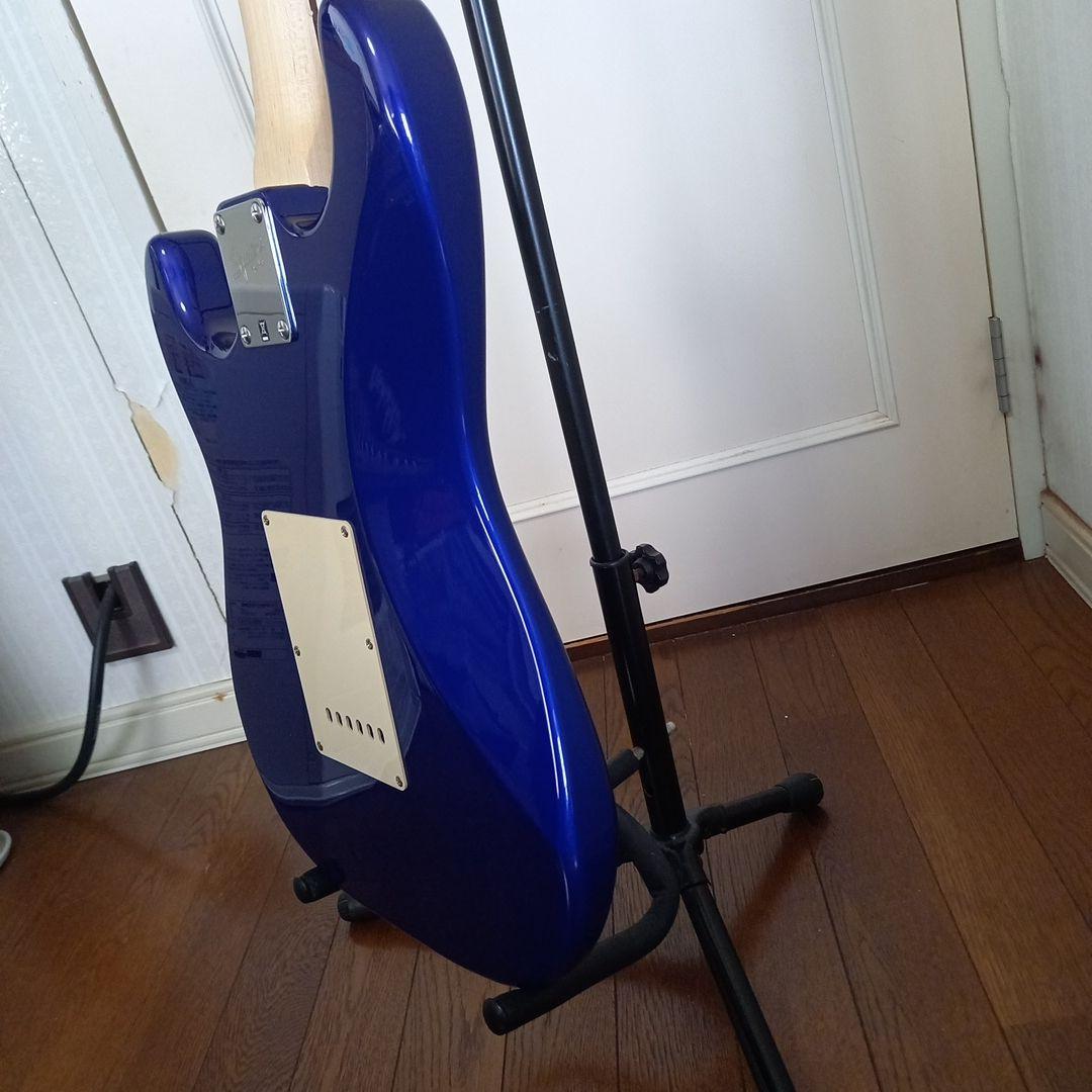 『美品』金文字ロゴSquier By Fender Affinity STRAT