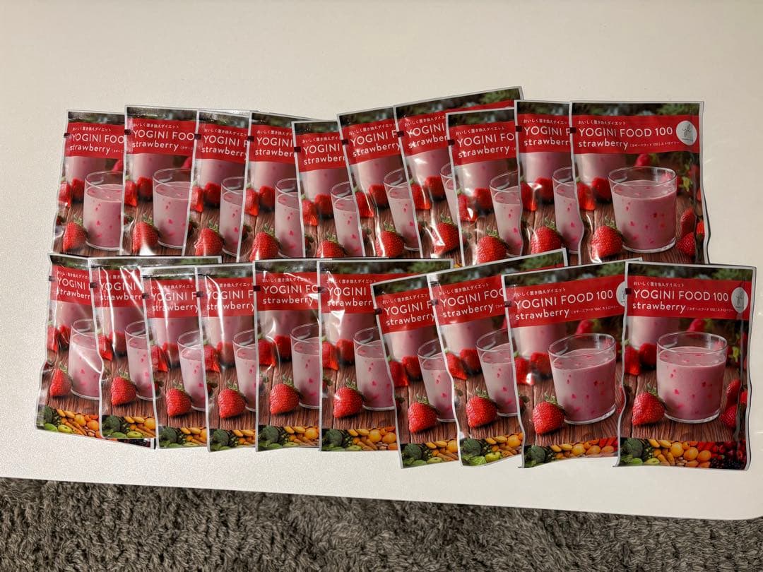 YOGINI FOOD 100 strawberry 20パック