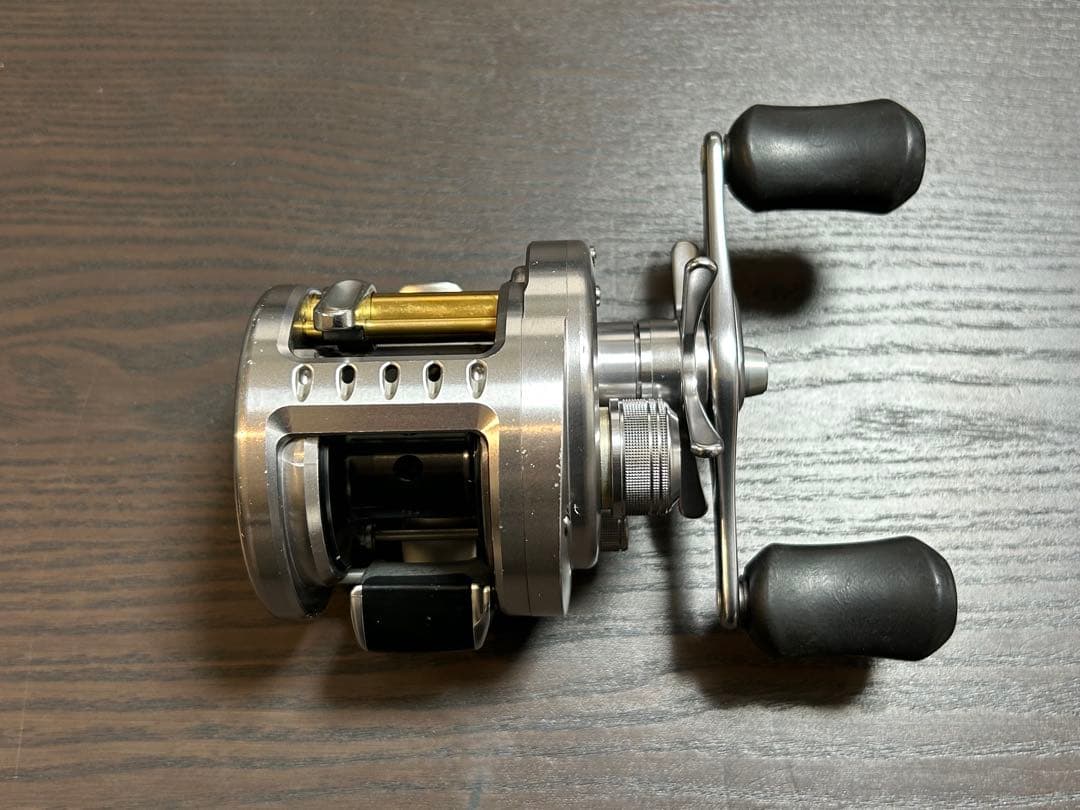 【ohanakg 】SHIMANO 09カルカッタコンクエスト 200DC