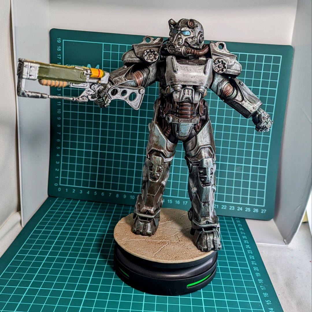 Fallout4 T-60 パワーアーマースタチュー フィギュア