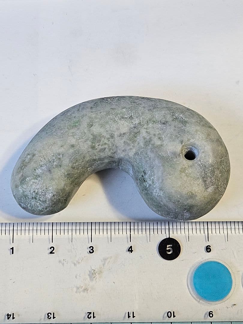 専用 綺麗表面　特大勾玉　　　　　　流線形の勾玉