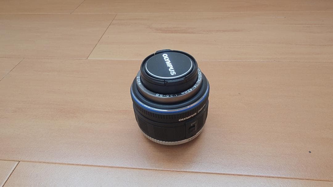 【ジャンク品】Olympus E-PL6 ミラーレスカメラ レッド+レンズ２本