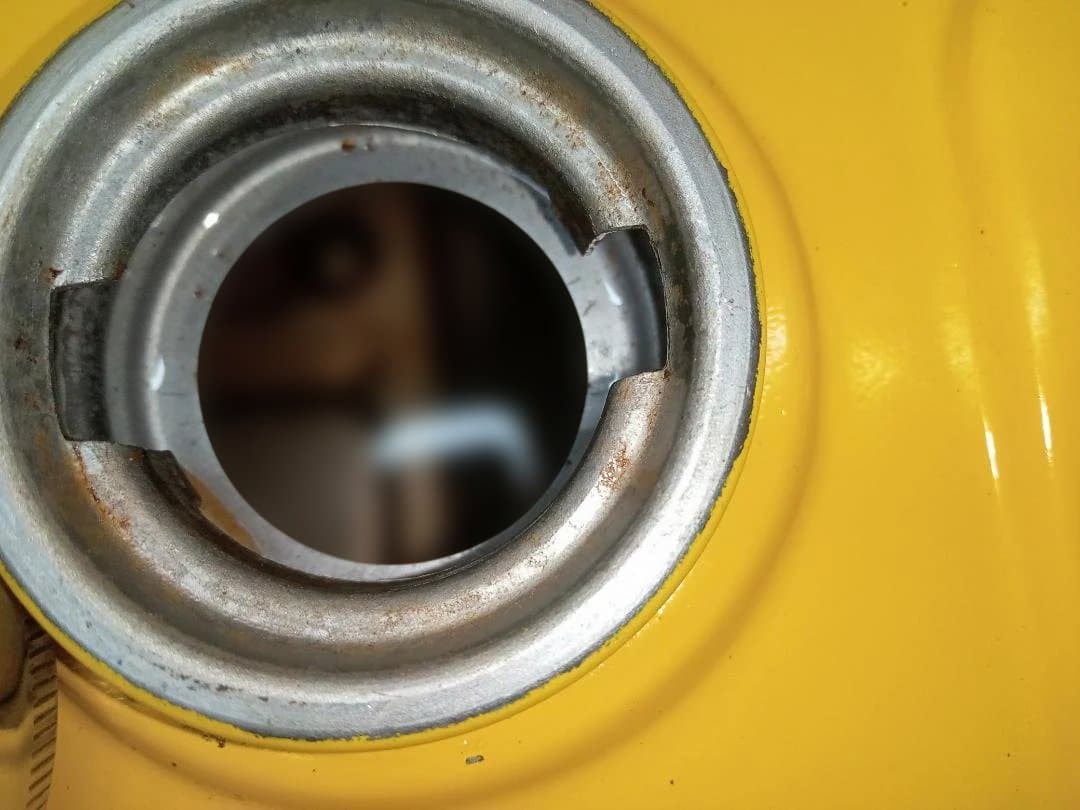 SUZUKI　スズキ　エンジン発電機　SE700A