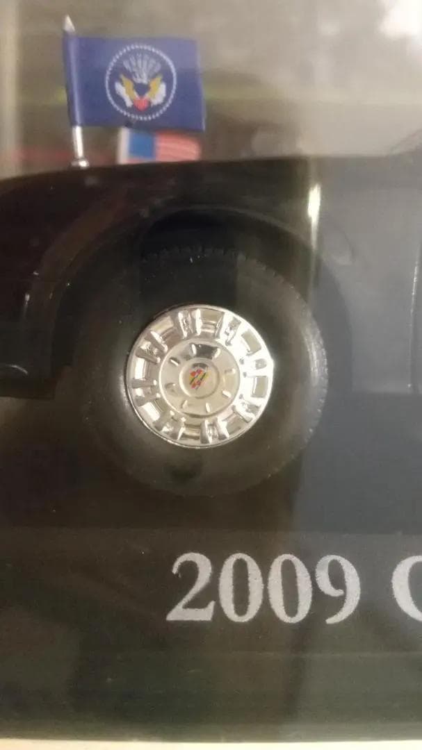 グリーンライト 2009 キャデラック ワン リムジン ザ ビースト 1/43