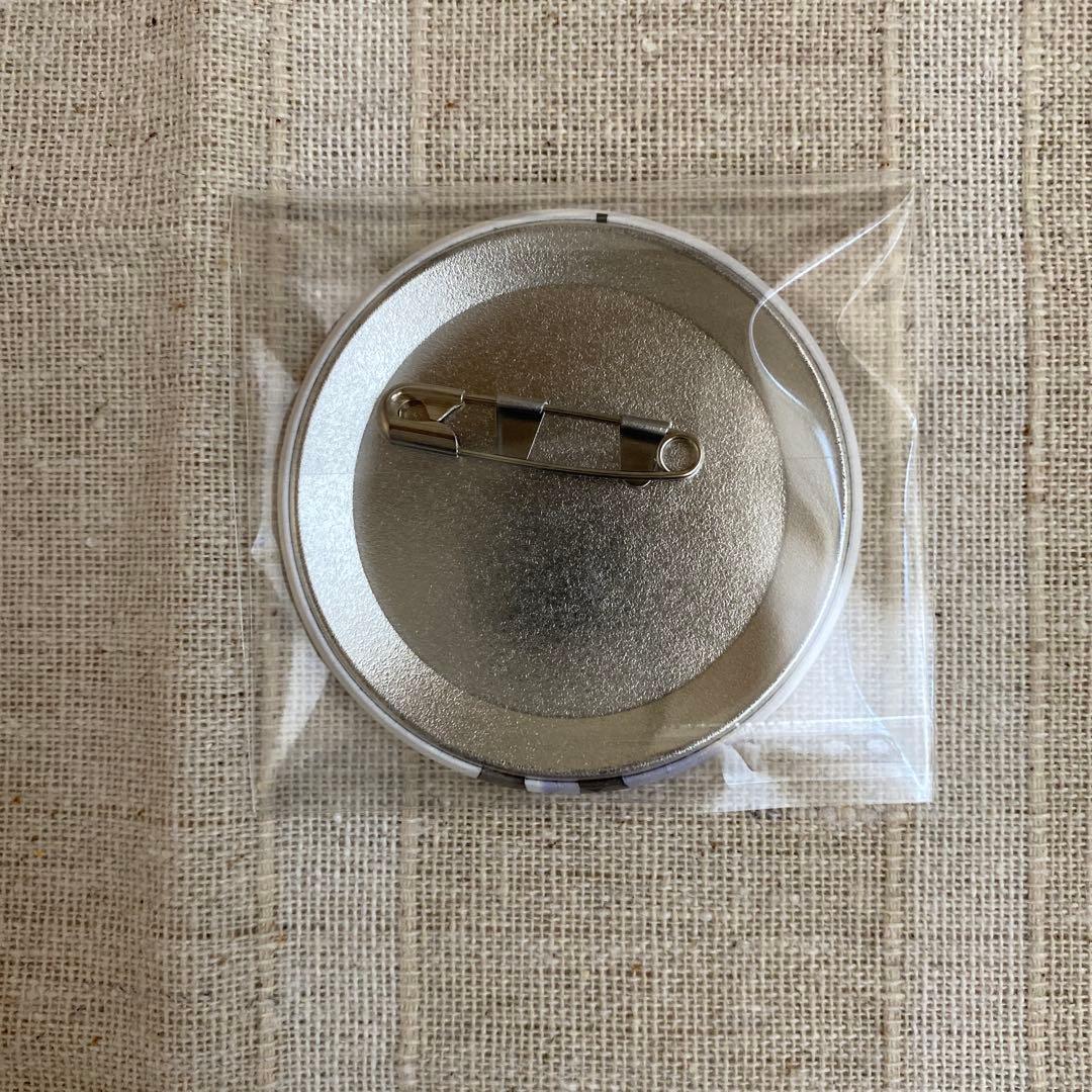 匿名配送 エヴァンゲリオンストア 大判マルチクロス ラジオエヴァ缶バッジ 3点