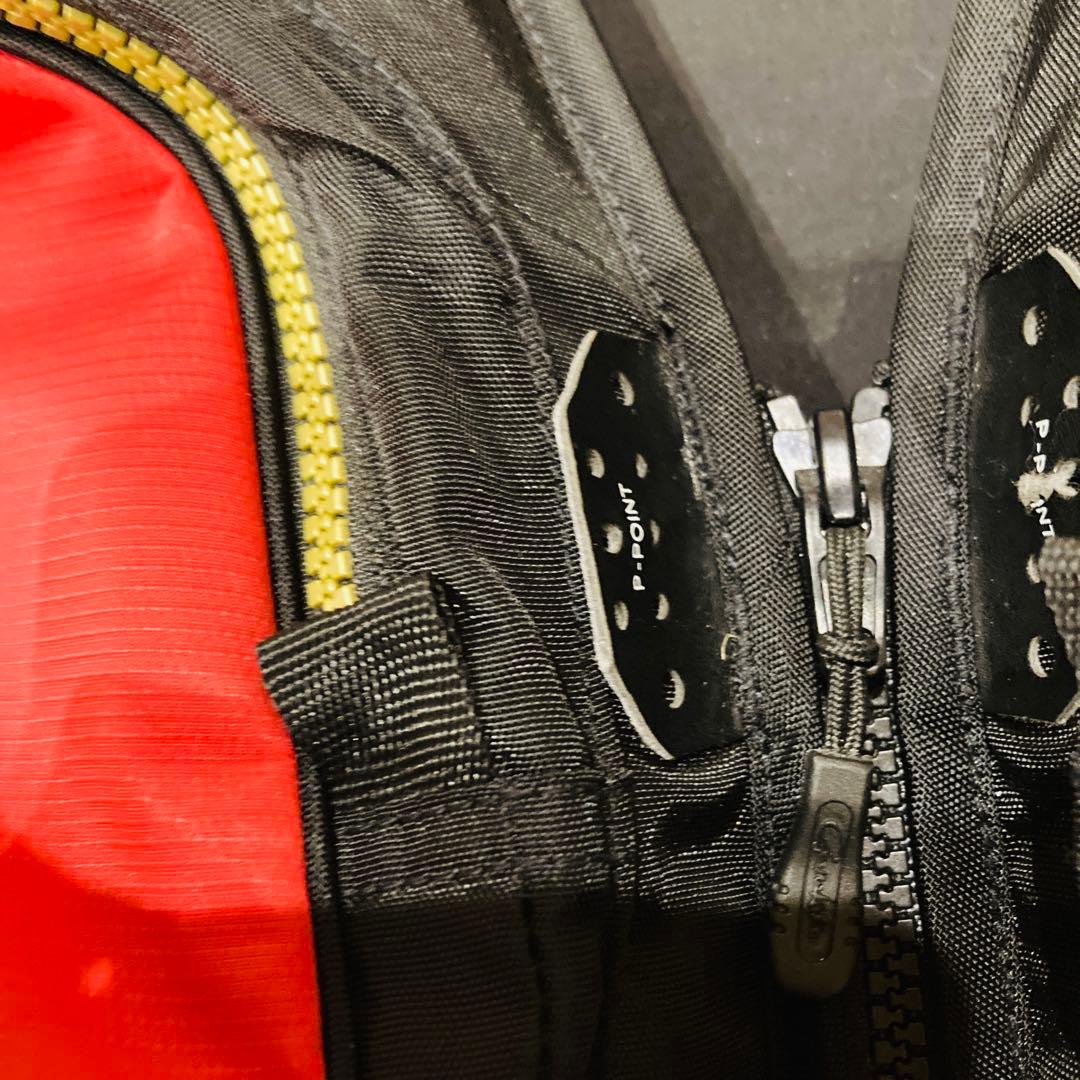 がまかつ　フローティングベスト　GM-2180 黒×赤×金　Lサイズ