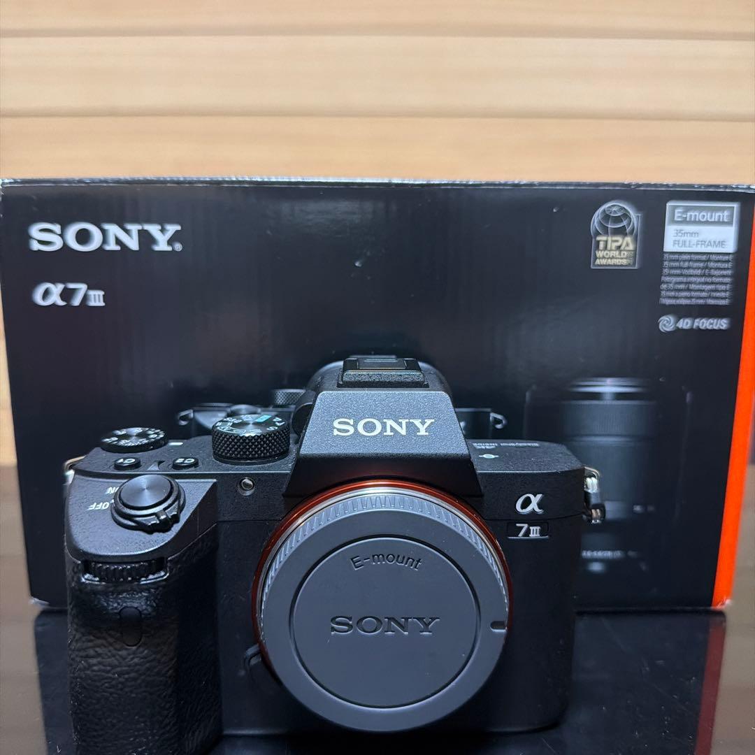 《⭐︎明日までお値下げ中⭐︎》SONY α7 III ミラーレスカメラ 本体　ボディ