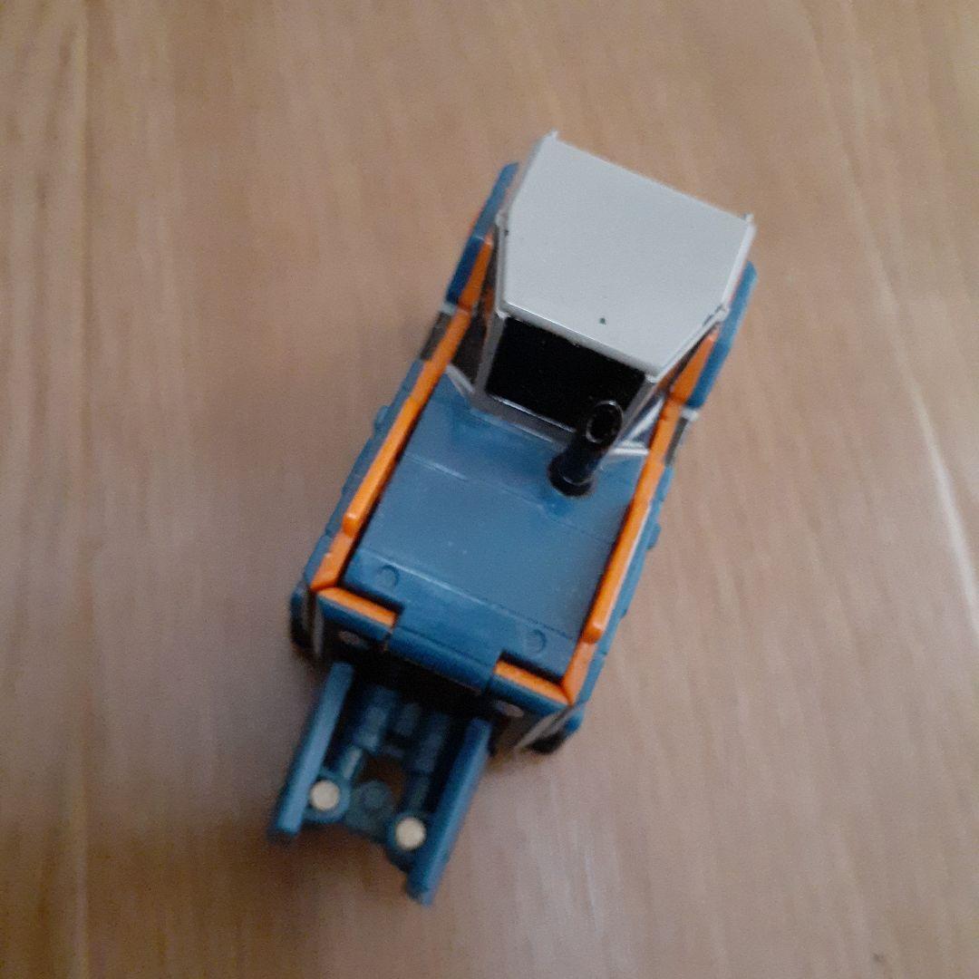 変形ショベルカー