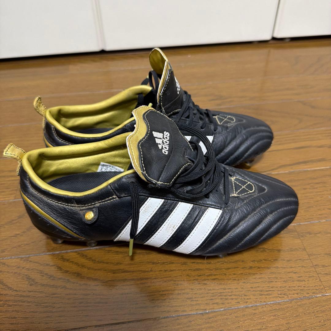 adidas サッカー ブラック/ホワイト/ゴールド adipure FG