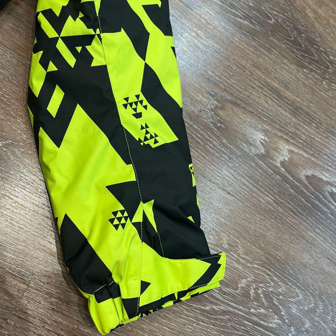 デサント　M美品　スキーウェア　メンズ　男性 セットアップ　上下