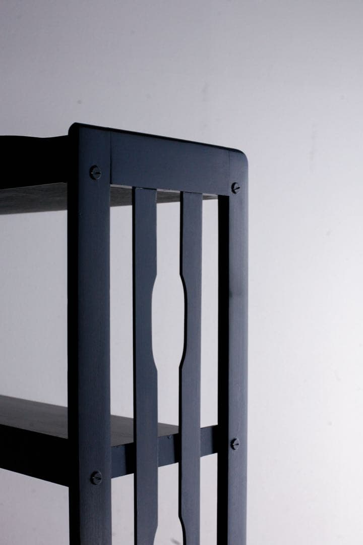 黒塗り　本棚　収納棚　飾り棚　ブックシェルフ　キャビネット　アンティーク　古家具