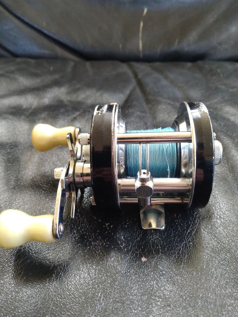 ABU Ambassadeur 5500 C ベイトリール