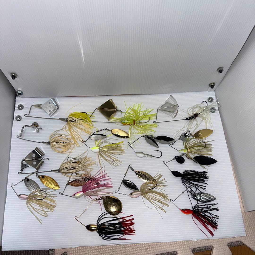 k*a様 バス釣り スピナーベイト、ハードプラグその他 BOX付き