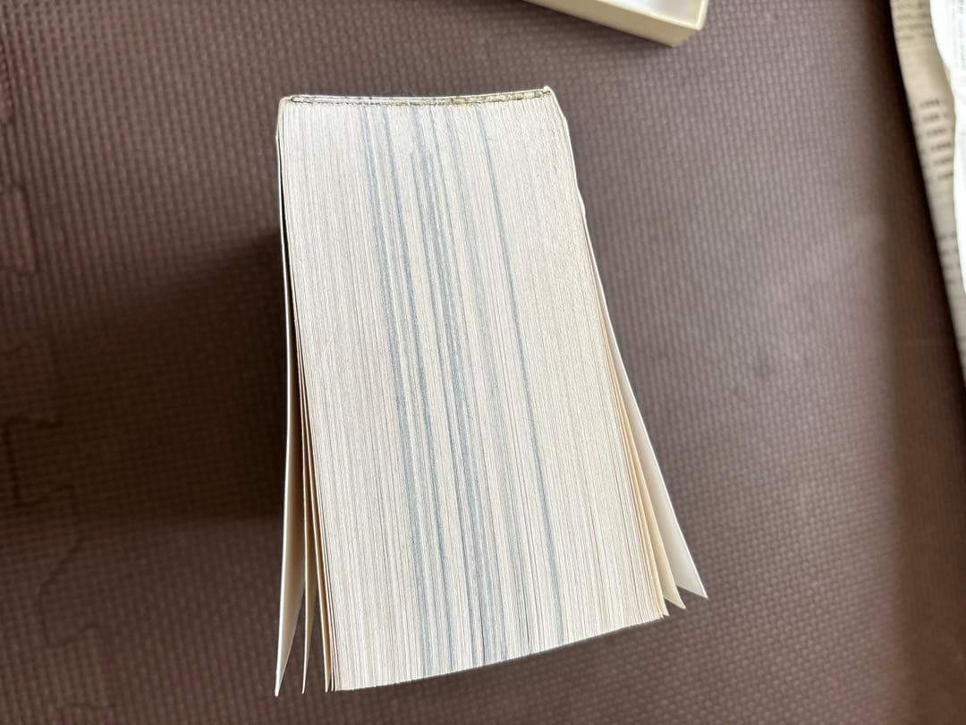 マルタン・マルジェラ20周年記念誌　CREAM ISSUE.09 本　ブック