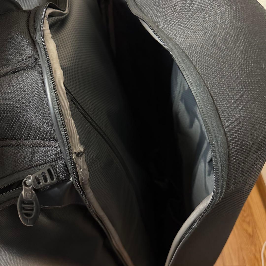 TUMI　テック　トラベルキャリーケース　大容量　2輪　ナイロン　黒