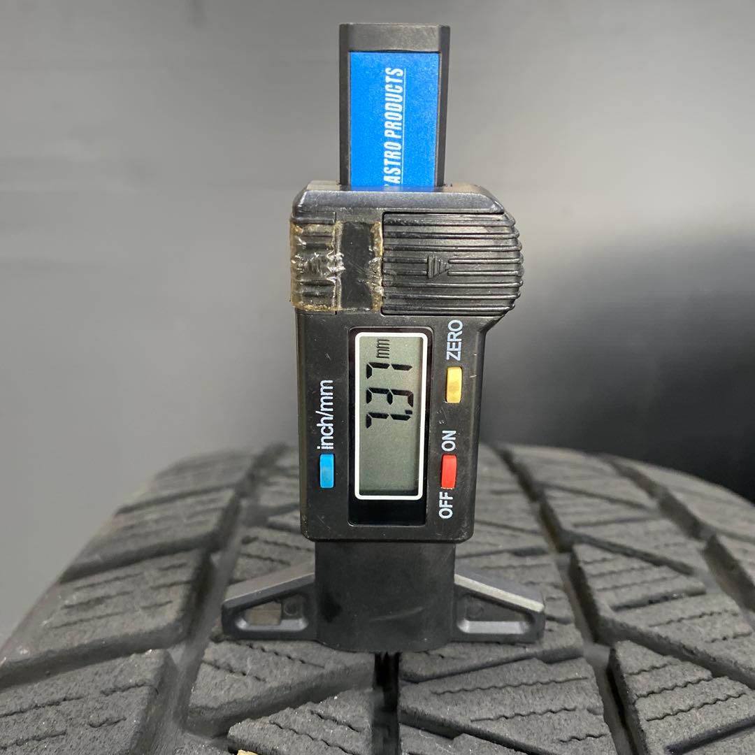 バリ溝‼️ブリヂストンブリザックスタッドレスセット225/60R18ハリアー等