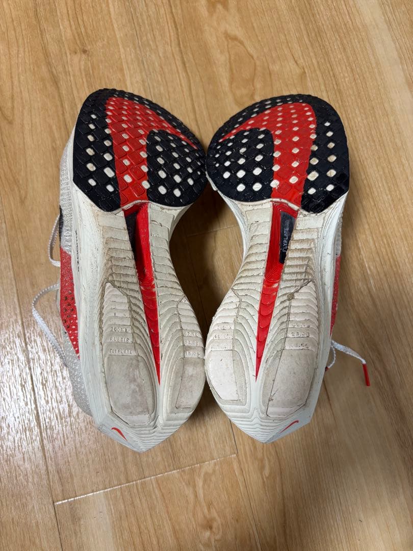 NIKE ズームX ヴェイパーフライ ネクスト% 3 27cm