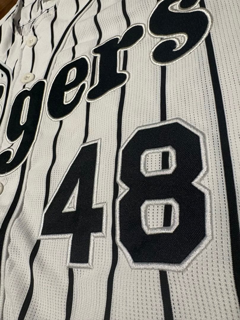 ナバーロ　ロジャース　ユニフォーム　阪神タイガース　黒色