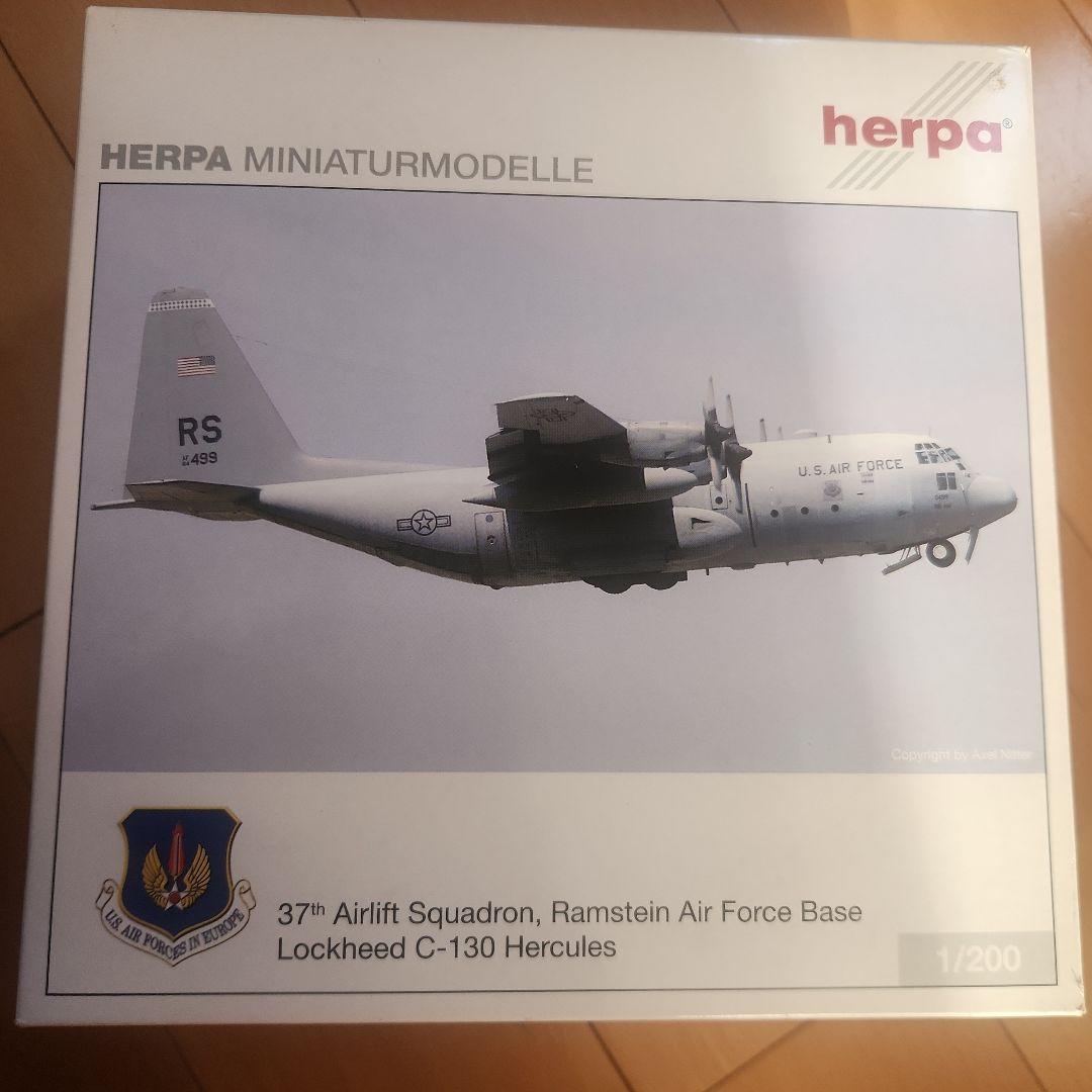 航空機・ヘリコプター HERPA Lockheed C-130 Hercules 1/200