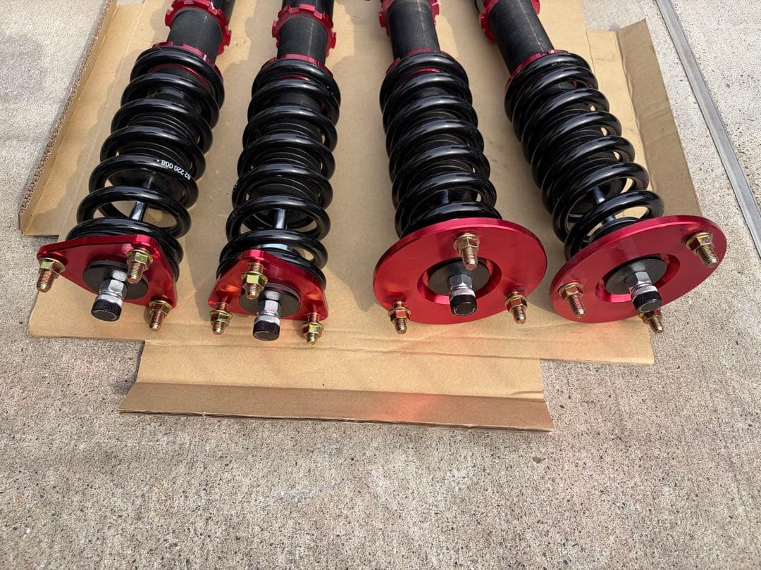 210クラウンマジェスタ　ラルグス車高調セット