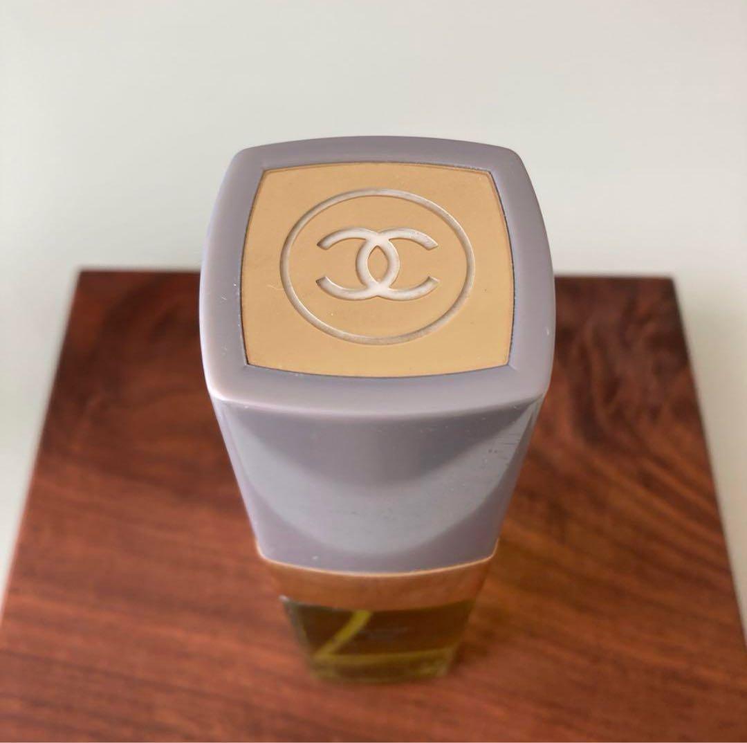 シャネル　chanel paris　N°19　オードトワレ　100ml