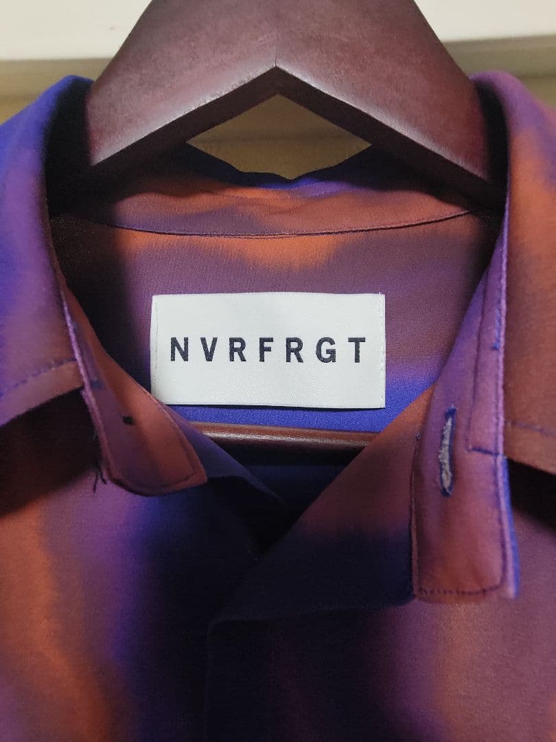 NVRFRGT シャツ（サイズ2）