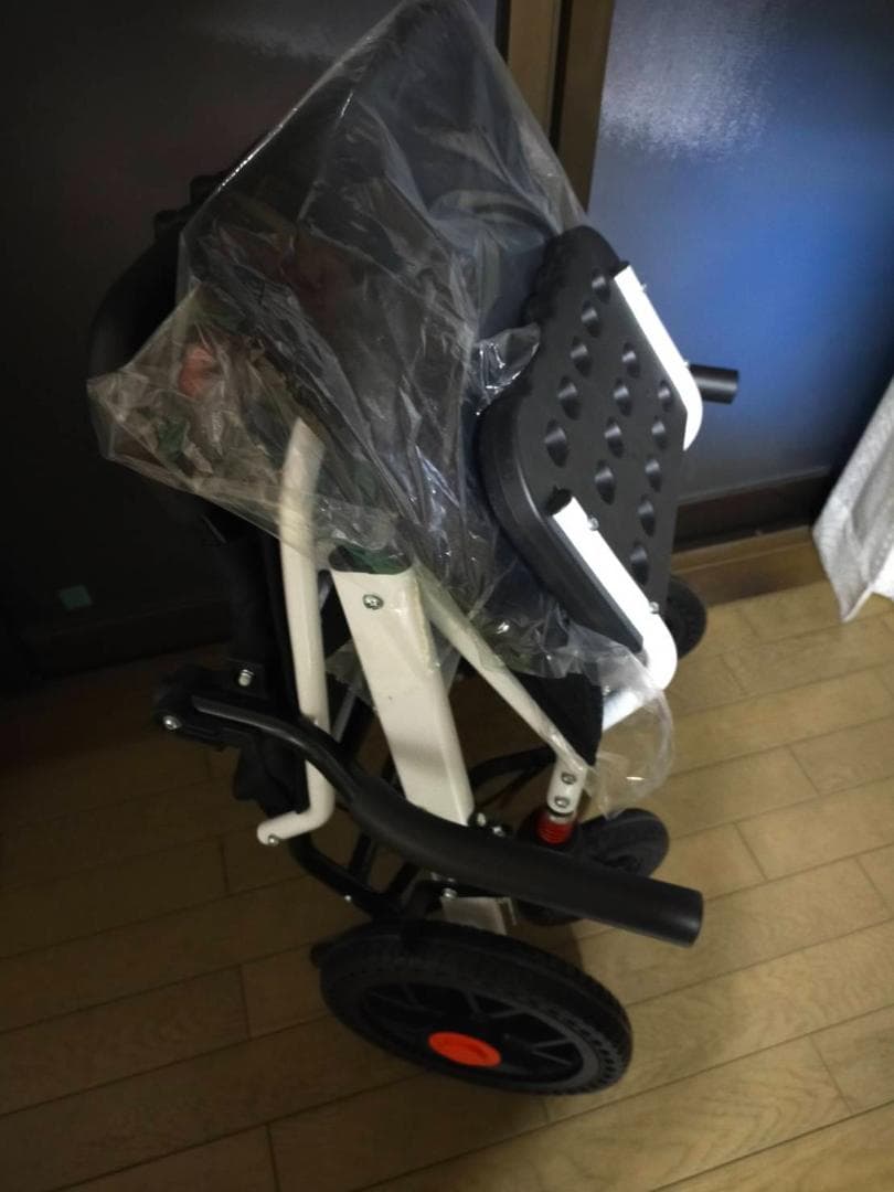 介助用車椅子 折りたたみ式