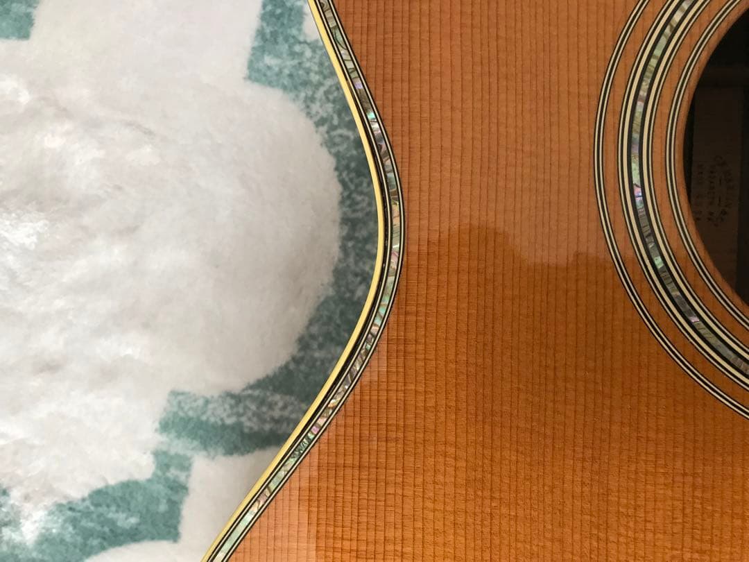 ジャンク品　アコースティックギター OM42