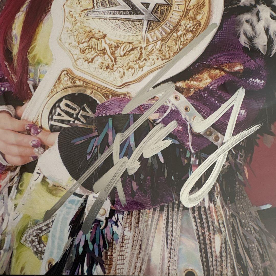 イヨ・スカイ WWE マリーゴールド 直筆サイン入りポートレート写真フレーム