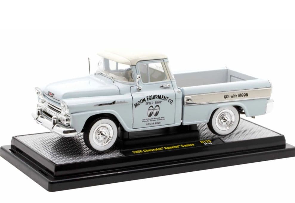 M2 1958 シボレー　アパッチ・カメオ - ムーンアイズ