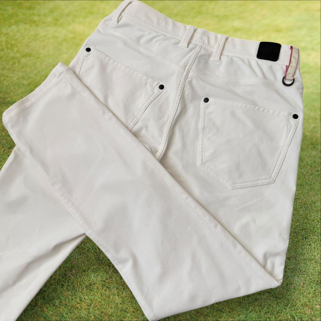 美品　ブリーフィングゴルフ　パンツ　白　S〜M相当　春夏　ストレッチ素材　ゴルフ