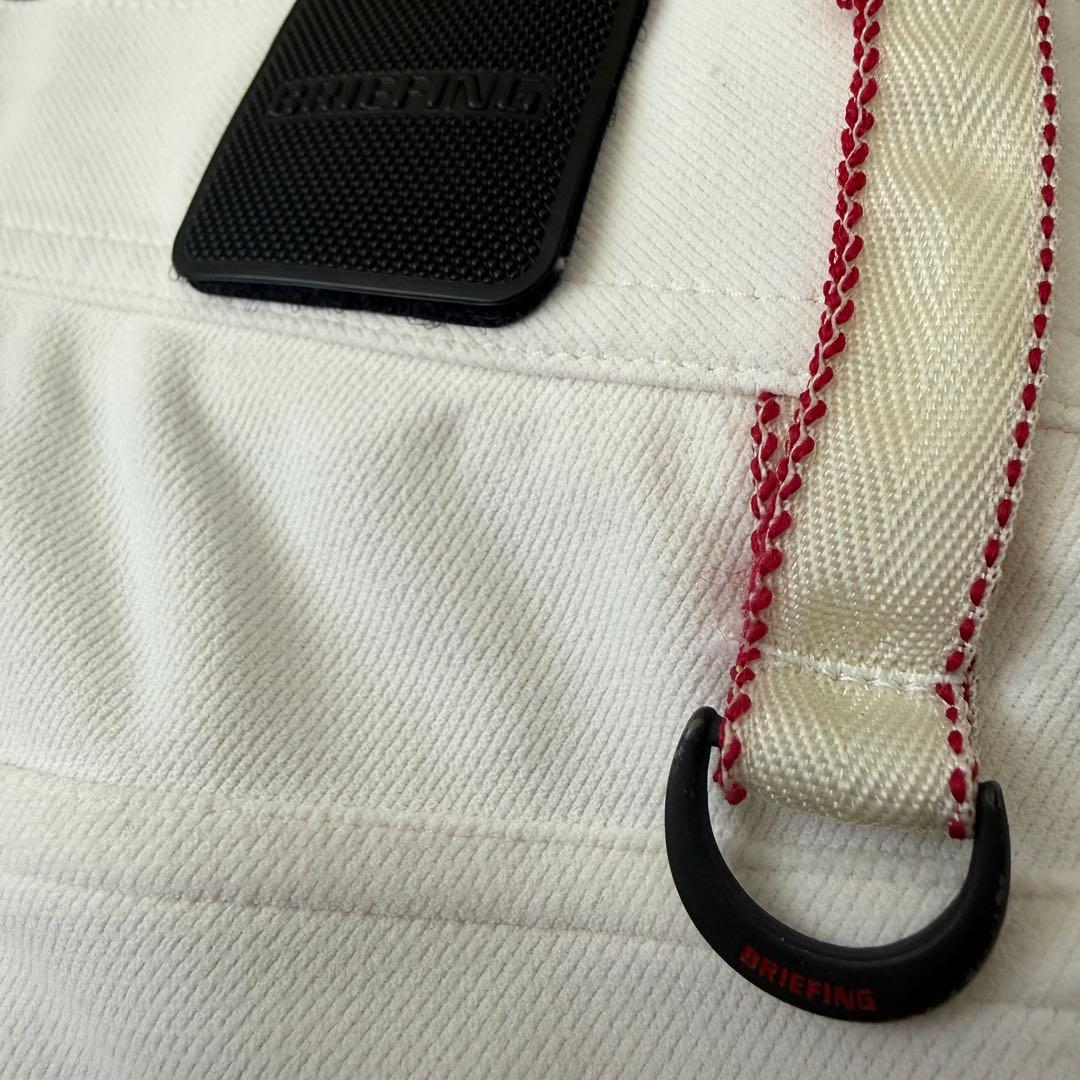 美品　ブリーフィングゴルフ　パンツ　白　S〜M相当　春夏　ストレッチ素材　ゴルフ