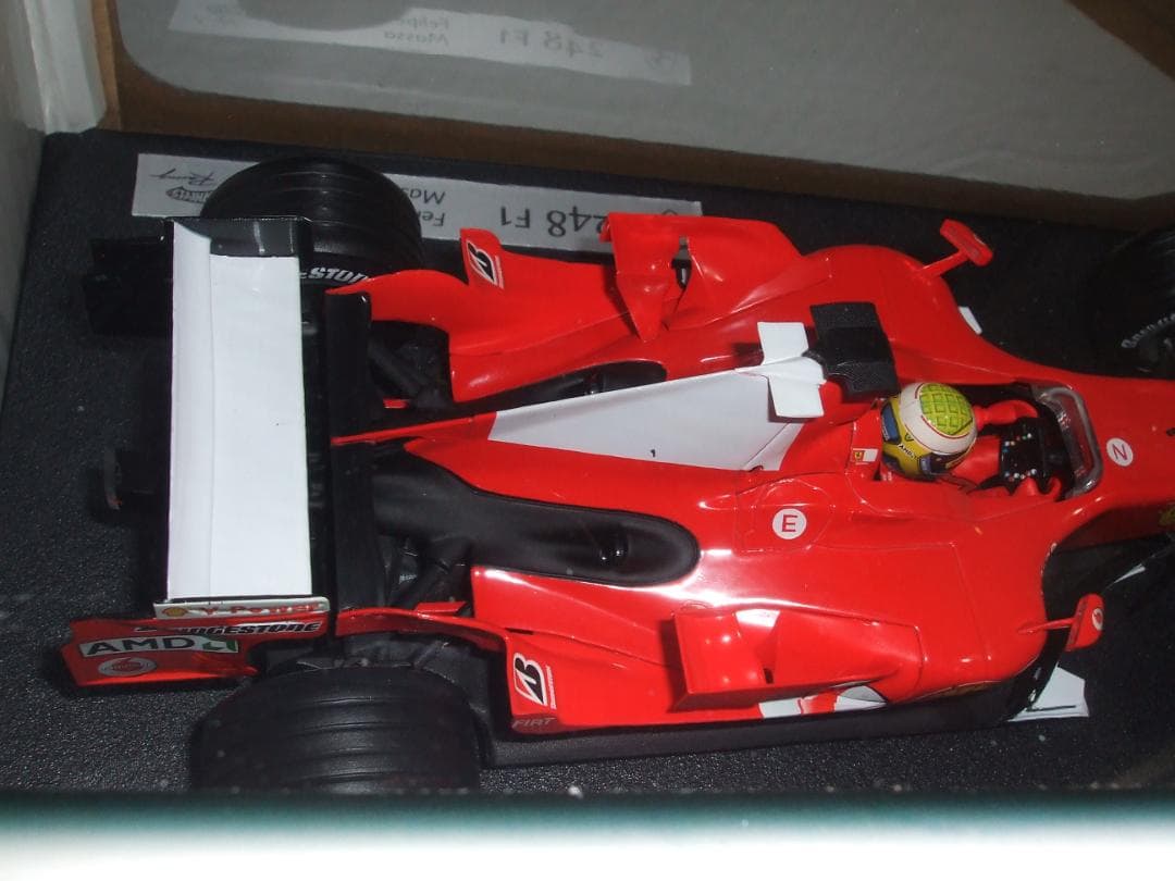 未開封　フェラーリ　２４８　F１　フェリペ・マッサ　＃６　マテル　１／１８