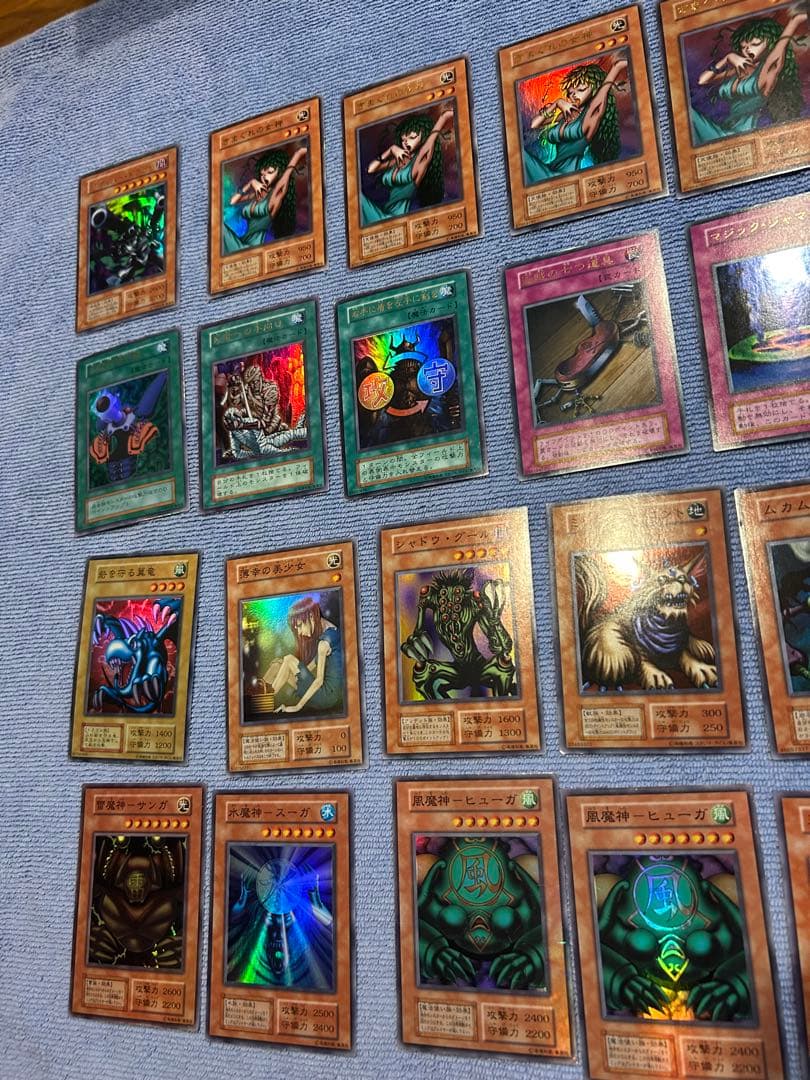 遊戯王OCG デュエルモンスターズ 初期 32枚セット　引退品　まとめ