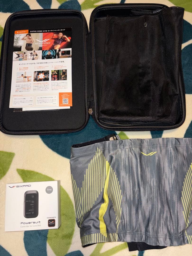 シックスパッドコアベルト　PowerSuit グレー/イエローコントローラー付き