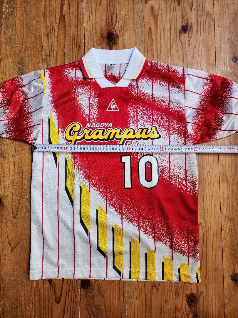 名古屋グランパスユニフォームシャツ