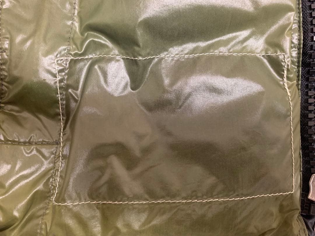 モンクレール、エベレスト(シャイニーブラック)、サイズ0。