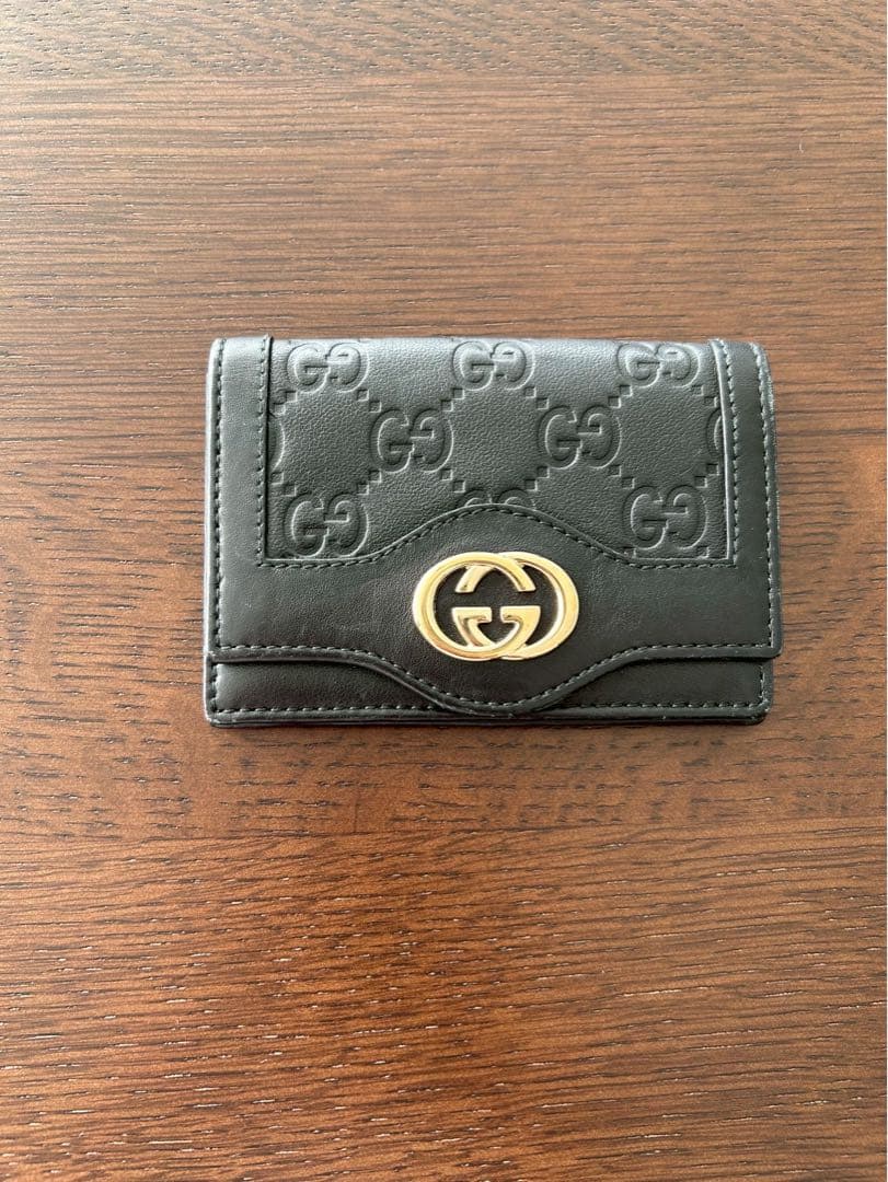 【ゆー】GUCCI ブラックレザー 名刺入れ