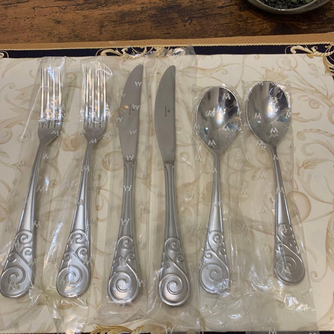未使用　ウェッジウッド スワル　ディナーナイフ　フォーク　スプーン 4セット